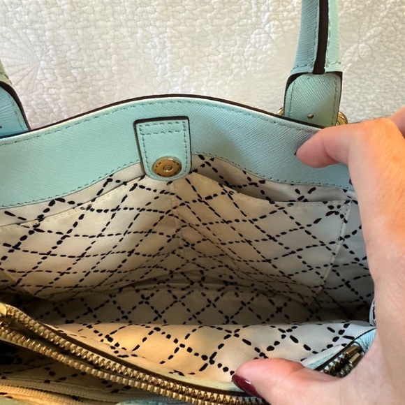 KS Bag & Wallet - Picture 8 of 12